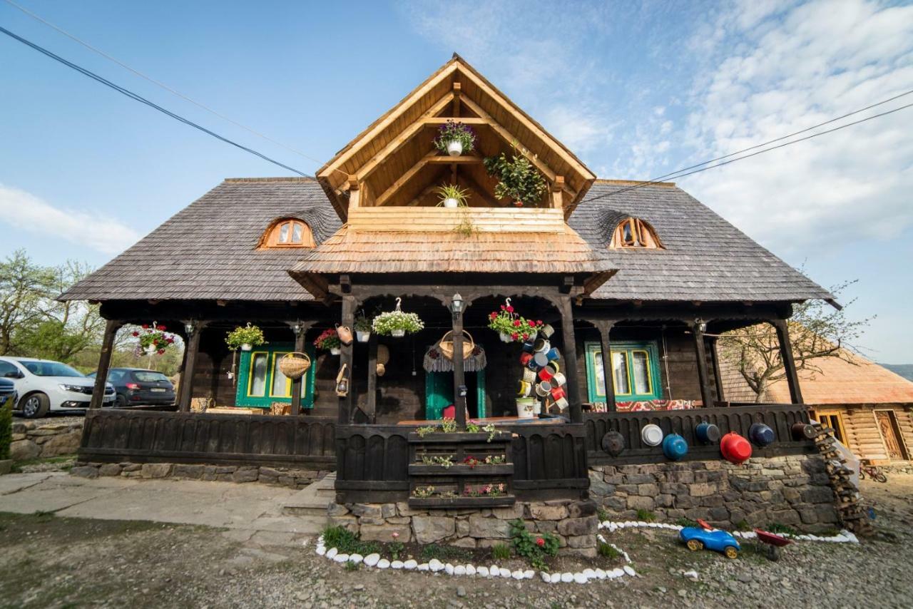 Complex Traditional Casuta Bunicilor-Breb Extérieur photo